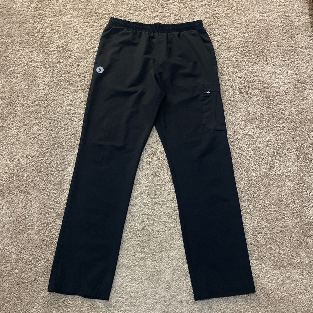 Men’s Bass nylon thin hiking pants black size M new with no tags
